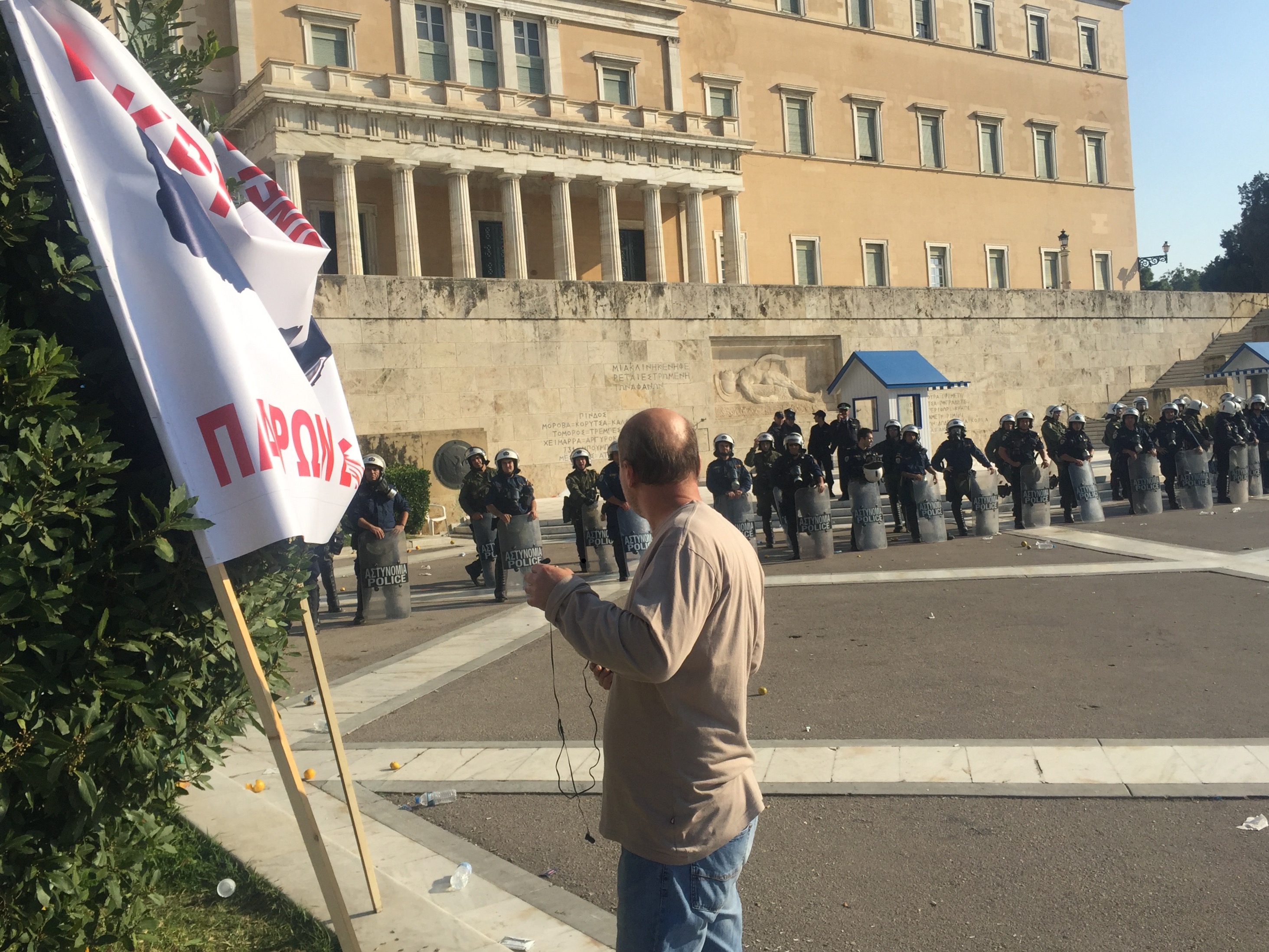 apostolou-eimaste-antithetoi-me-ti-chrisi-astynomikis-vias-4199