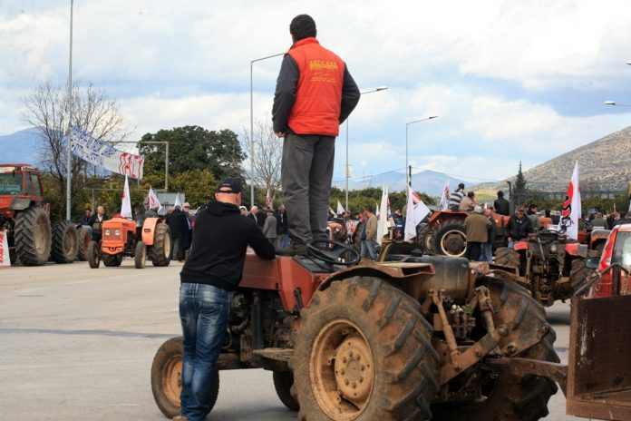 Προειδοποιητική συγκέντρωση διαμαρτυρίας, στις 9 Οκτωβρίου στην κεντρική πλατεία Ορεστιάδας, αποφάσισε να διοργανώσει η Ομοσπονδία Αγροτικών Συλλόγων Έβρου “η Ενότητα”.