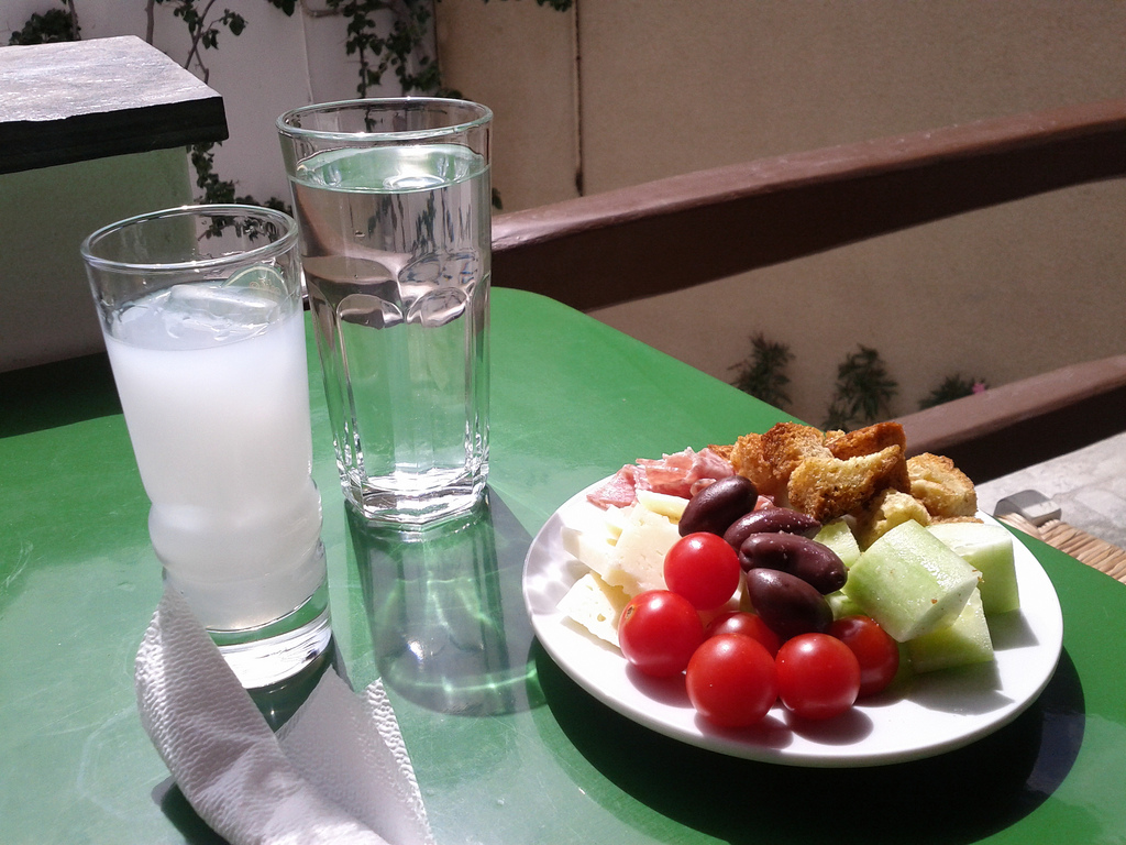 thematiko-ergastirio-gia-to-ouzo-sti-lesvo-2555