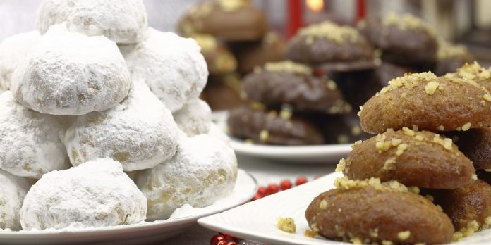 Πόσο μας παχαίνουν τελικά τα γλυκά των εορτών;