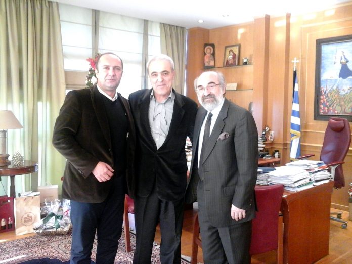 Επίσκεψη προέδρου του ΚΑΠΕ στο Δημαρχείο Αλεξανδρούπολης Επίσκεψη προέδρου του ΚΑΠΕ στο Δημαρχείο Αλεξανδρούπολης