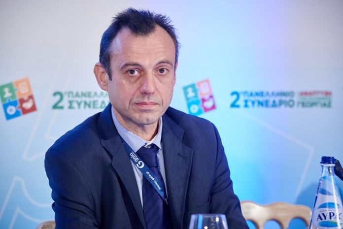 ∆ηµήτρης Καπνιάς, διευθυντής έργου GAIA Επιχειρείν Ένα έργο εξαιρετικά πολύπλοκο µε πολλά οφέλη ∆ηµήτρης Καπνιάς, διευθυντής έργου GAIA Επιχειρείν Ένα έργο εξαιρετικά πολύπλοκο µε πολλά οφέλη