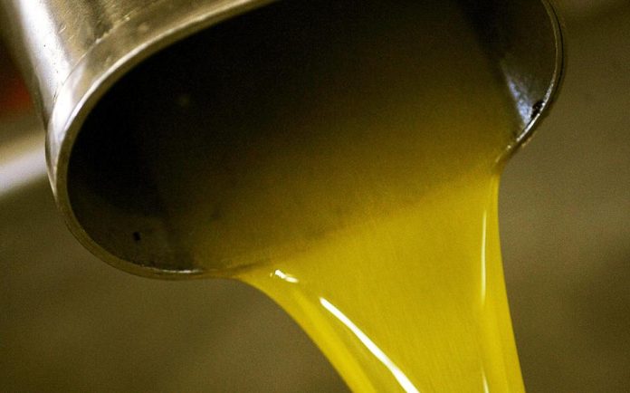 Έμφραγμα στα πυρηνελαιουργεία Έμφραγμα στα πυρηνελαιουργεία