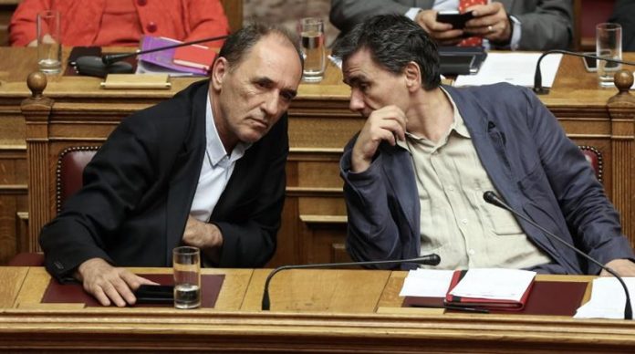 Ποδαρικό με το κουαρτέτο για Ασφαλιστικό και κόκκινα δάνεια Ποδαρικό με το κουαρτέτο για Ασφαλιστικό και κόκκινα δάνεια