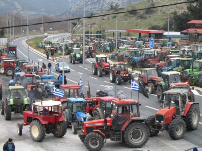 Έξι μήνες φυλάκιση Μαρούδα – Τζέλα και Πάσχου για τα μπλόκα του 2013 Έξι μήνες φυλάκιση Μαρούδα – Τζέλα και Πάσχου για τα μπλόκα του 2013