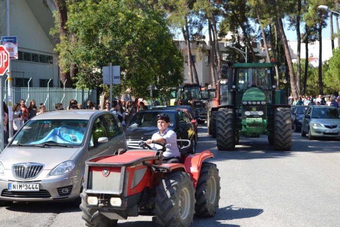 https://www.ypaithros.gr/thessaloniki-symvolliki-kinotoipoisi-apo-agrotes-kata-ton-ilektronikon-plistiriasmon/