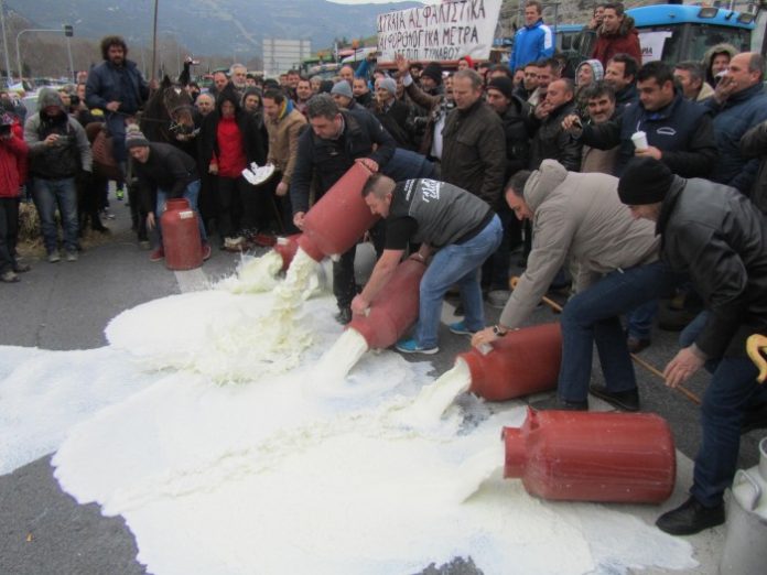 Αγρότες Τέμπη Αγρότες Τέμπη