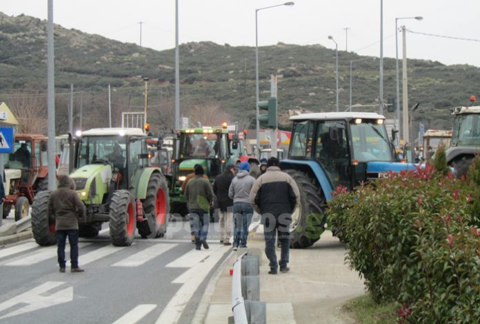 Αύξηση δυνάμεων στο μπλόκο των Τεμπών και νέος δίωρος αποκλεισμός την Παρασκευή 22/1 Αύξηση δυνάμεων στο μπλόκο των Τεμπών και νέος δίωρος αποκλεισμός την Παρασκευή 22/1