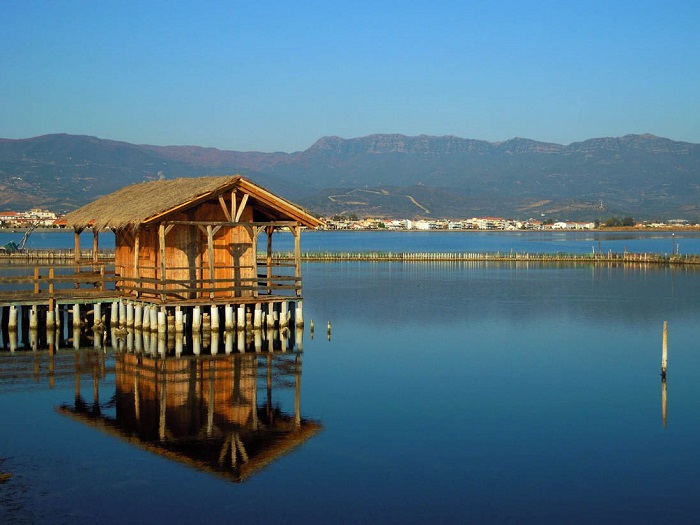 Λιμνοθάλασσα Μεσολογγίου : Η Περικαλλέα Λίμνη