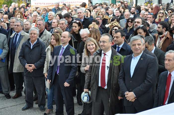 Οι γραβάτες… άδουν!