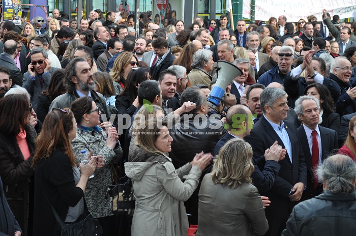 Οι γραβάτες… άδουν!