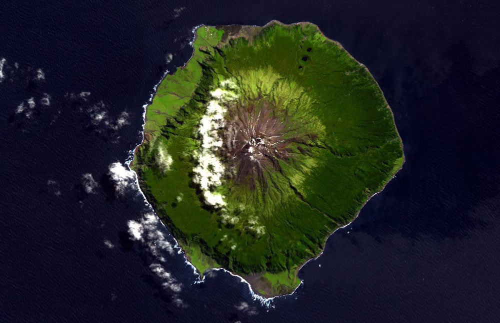 ziteitai-agrotis-sto-pio-apomonomeno-nisi-tou-planiti-endiafereste-foto-18528