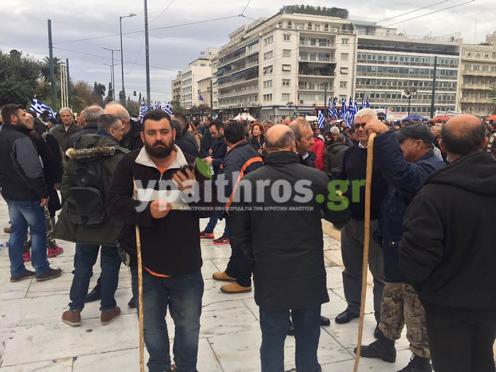 Γεμίζει το Σύνταγμα