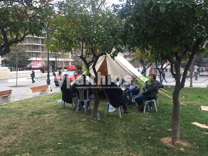 Γεμίζει το Σύνταγμα