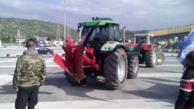 Αγροτικό μπλόκο στο Γερακάρι