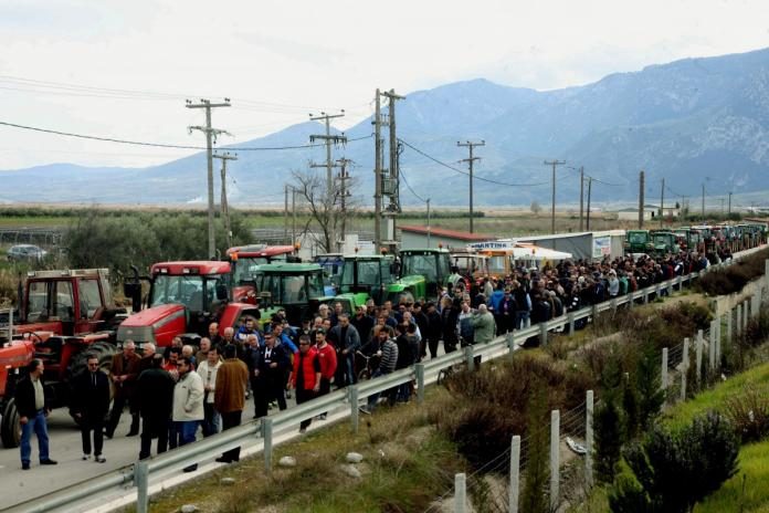 Κλειστά παραμένουν τα ελληνοβουλγαρικά και ελληνοτουρκικά σύνορα στον Έβρο Κλειστά παραμένουν τα ελληνοβουλγαρικά και ελληνοτουρκικά σύνορα στον Έβρο