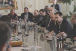 Ξεκίνησε η συνάντηση Τσίπρα κι αγροτών, εκτός Μαξίμου το Πανελλαδικό (συνεχής ενημέρωση, φωτορεπορτάζ και video)