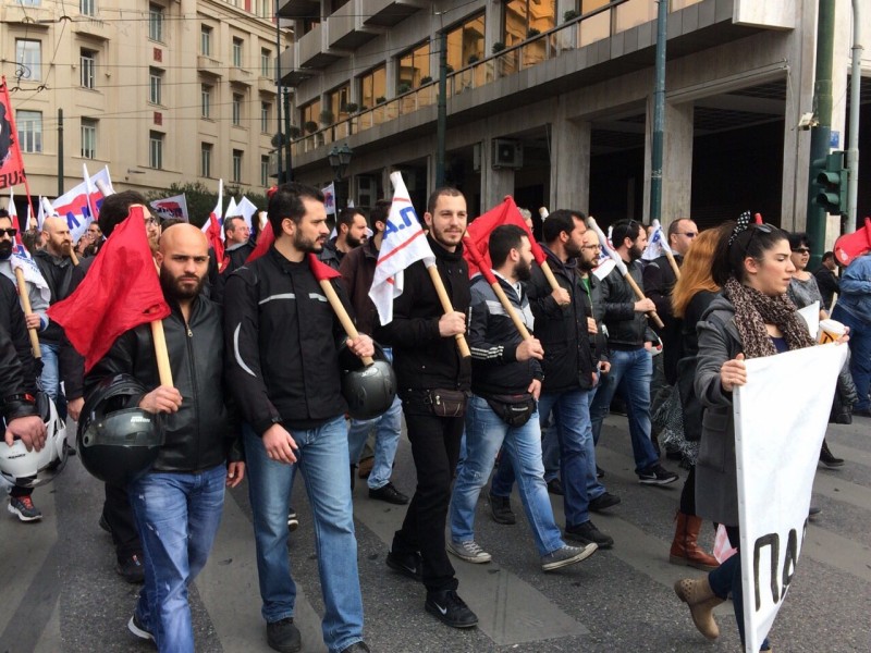 κόσμος στο Σύνταγμα