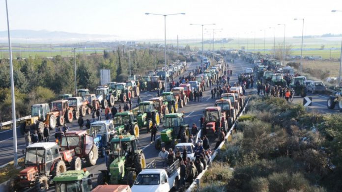 Αγροτικές ομοσπονδίες Θεσσαλίας: Δεν μας τρομάζουν τα αγροτοδικεία