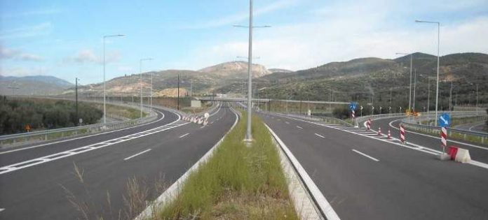 Αφαιρέθηκαν 40 χλμ. καλωδίου από το δίκτυο ηλεκτροφωτισμού του οδικού δικτύου Ηλείας Αφαιρέθηκαν 40 χλμ. καλωδίου από το δίκτυο ηλεκτροφωτισμού του οδικού δικτύου Ηλείας