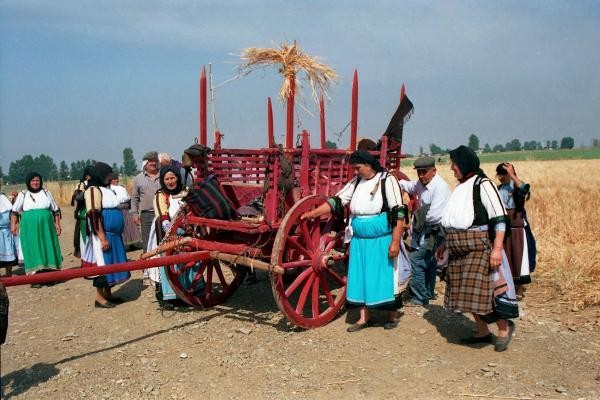 Τον Σεπτέμβριο, το 4ο Καραγκούνικο Αντάμωμα και Πανελλήνιο Εθνολογικό Συνέδριο