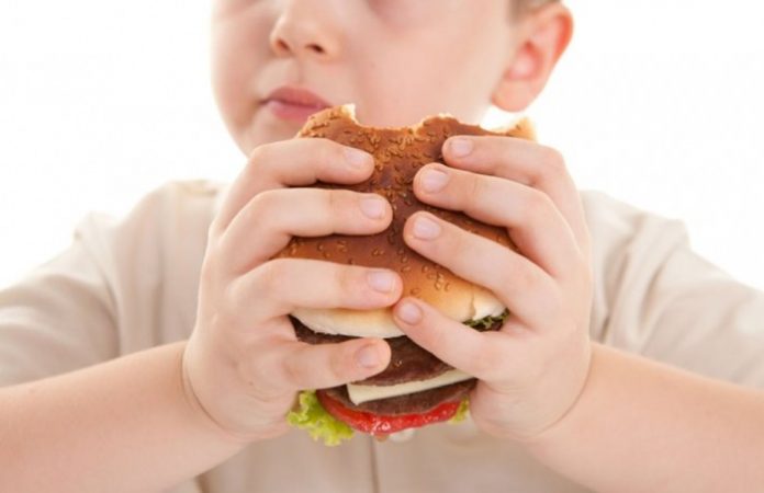 Τα υψηλότερα ποσοστά παχύσαρκων παιδιών σε Αιγαίο και Ιόνιο