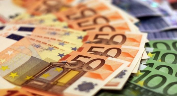 Πάνω από 1 δισ. ευρω περιμένουν οι αγρότες Πάνω από 1 δισ. ευρω περιμένουν οι αγρότες