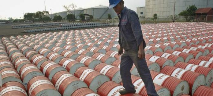 πετρέλαιο στη διετία ΕΚΤ: Mεταξύ 30 και 45 δολαρίων το πετρέλαιο στη διετία