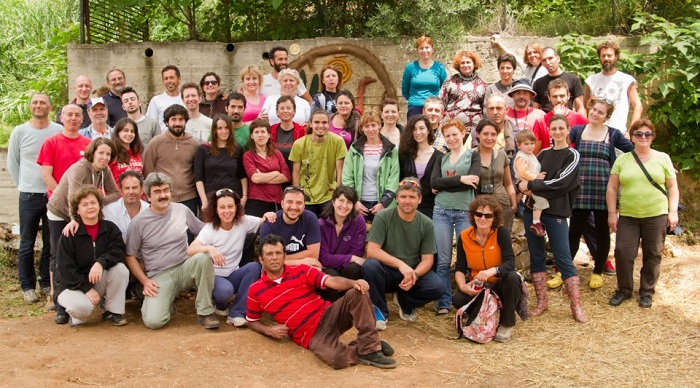 Σπίτια πλασμένα από πηλό, Λάρισα Σπίτια πλασμένα από πηλό, Λάρισα