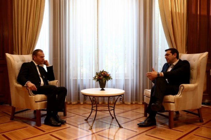 Συνάντηση Τσίπρα – Τουσκ: Να τηρηθούν οι αποφάσεις του Ευρωπαϊκού Συμβουλίου Συνάντηση Τσίπρα – Τουσκ: Να τηρηθούν οι αποφάσεις του Ευρωπαϊκού Συμβουλίου