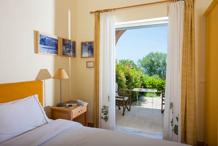 Ελαιώνας: Ένα καταφύγιο τουριστών στην Εύβοια