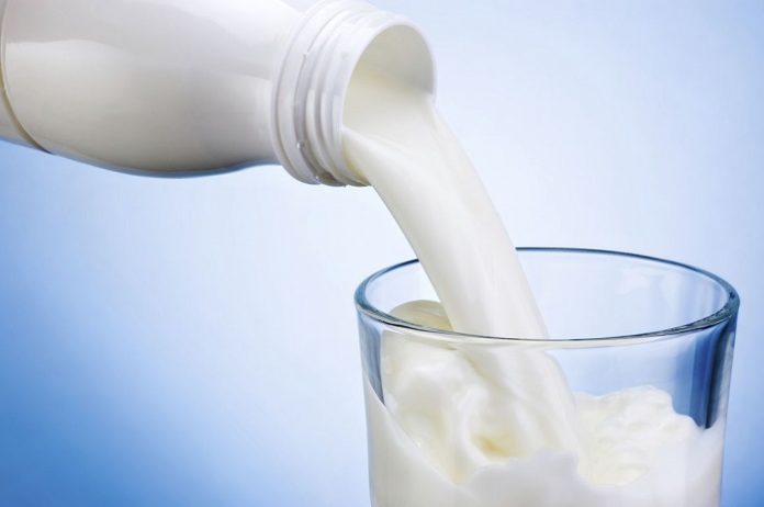 Μικρή αύξηση στην παραγωγή γάλακτος της Γαλλίας