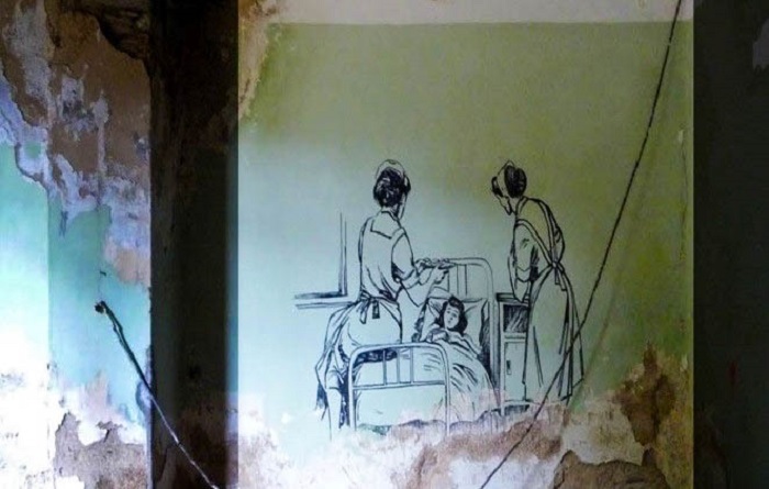 ΤΟ ΣΑΝΑΤΟΡΙΟ ΤΟΥ ΓΕΩΡΓΙΟΥ ΚΑΡΑΜΑΝΗ, ΣΤΟ ΠΗΛΙΟ