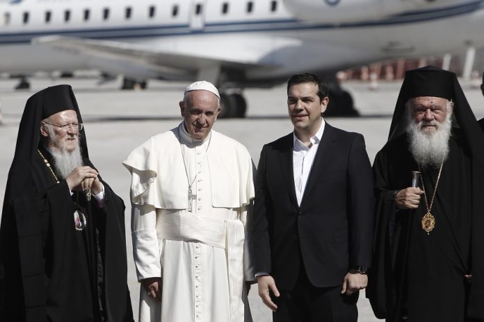 Πάπας Φραγκίσκος: Οι Έλληνες ανταποκρίθηκαν στις ανάγκες των προσφύγων 