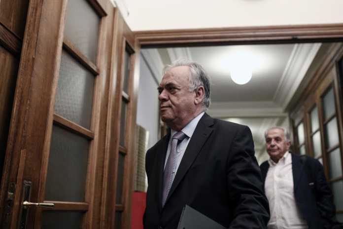 Παίρνει μπρος το Σχέδιο Γιούνκερ για τη βιομηχανία Παίρνει μπρος το Σχέδιο Γιούνκερ για τη βιομηχανία