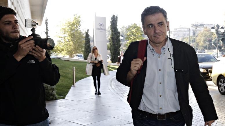 symfonia-mechri-tin-kyriaki-vlepei-o-tsakalotos-26554