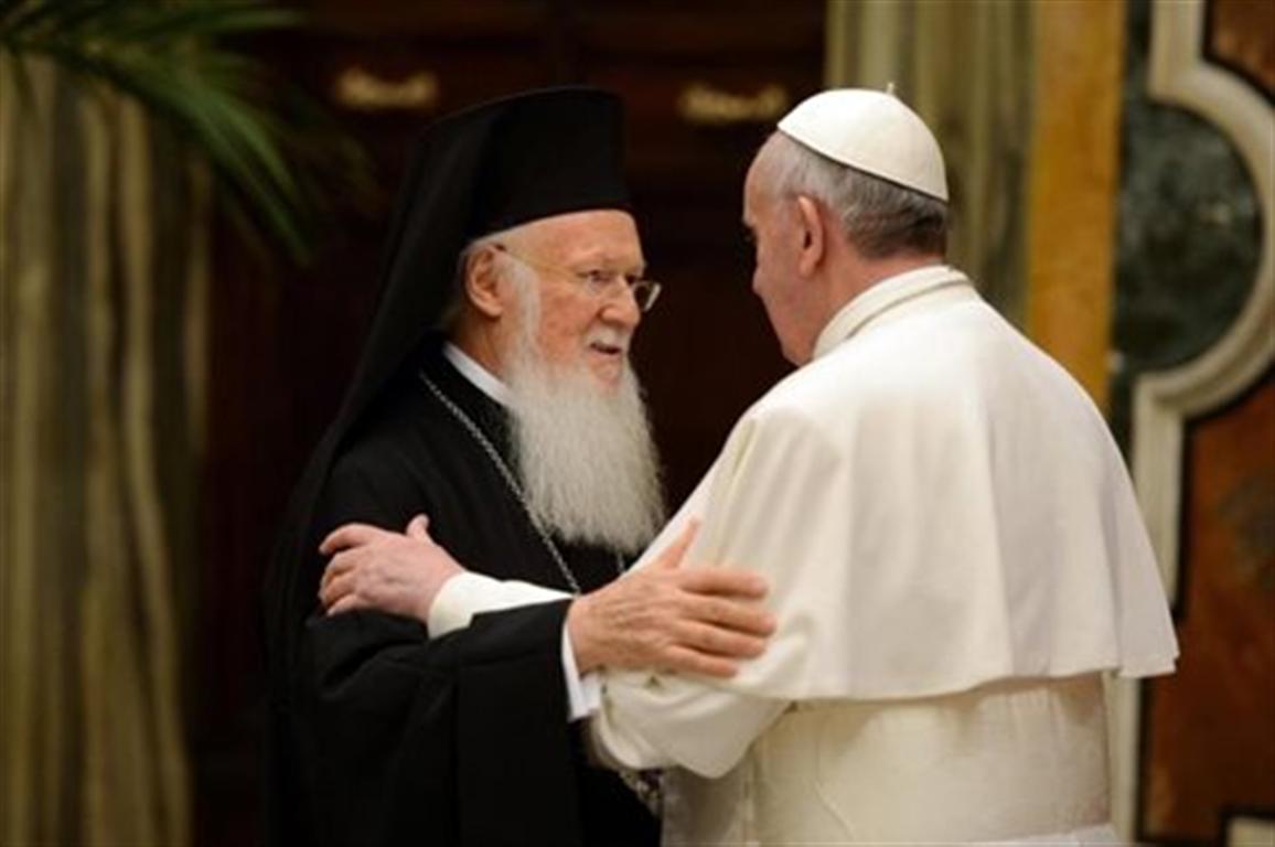 sti-lesvo-tin-alli-evdomada-o-oikoumenikos-patriarchis-kai-o-papas-26202