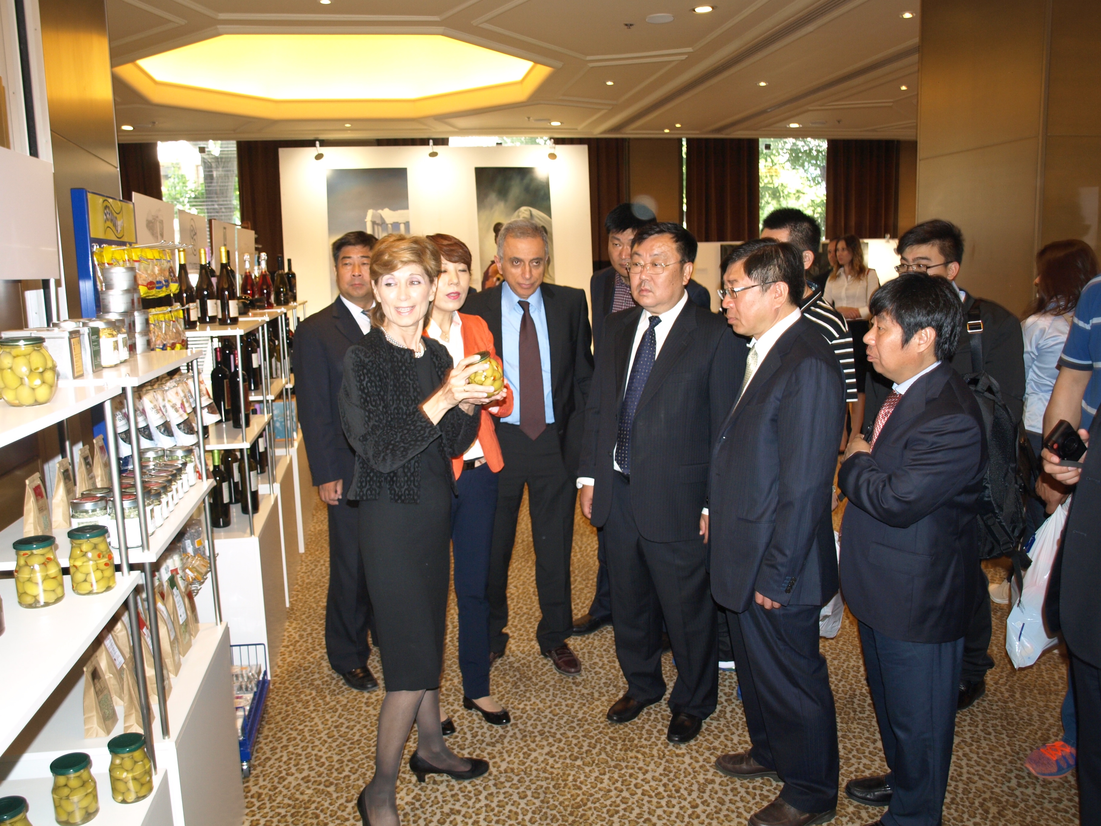 ellinika-proionta-sto-world-commerce-valley-tis-kinas-34474