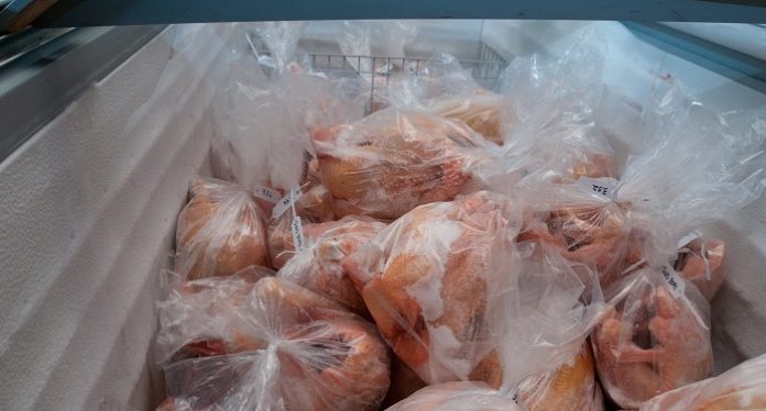Κατάσχεση ακατάλληλων κρεάτων σε κρεοπωλείο του Πειραιά Κατάσχεση ακατάλληλων κρεάτων σε κρεοπωλείο του Πειραιά