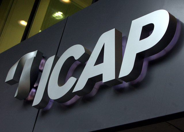 icap-apoleies-stis-etaireies-pragmatikis-oikonomias-kata-tin-exaetia-2008-2014-32720