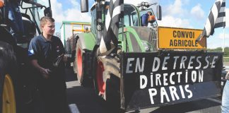 Γάλλοι αγρότες σε απόγνωση