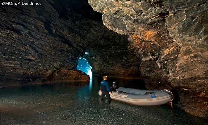 Γυάρος: Εμείς φυλακίζουμε, η φύση ελευθερώνει