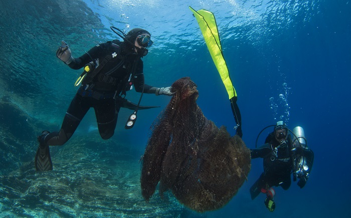 Γυάρος: Εμείς φυλακίζουμε, η φύση ελευθερώνει