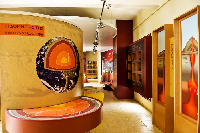 nisyros tis lavas kai tou pelagos