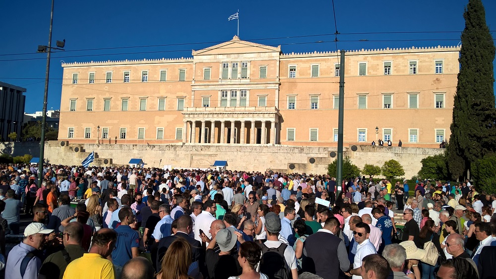sto-syntagma-i-sygkentrosi-paraititheite-37783