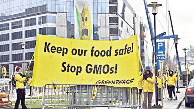 Greenpeace-genetika-tropopoiimena-trofima