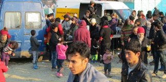 Θεσσαλονίκη:80 τόνοι τρόφιμα για τους πρόσφυγες από την Μπράγκα