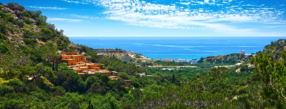 aspros-potamos-oi-stanes-pou-eginan-xenonas-43953