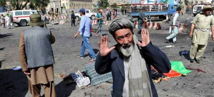 Η Καμπούλ θρηνεί 80 νεκρούς από επίθεση αυτοκτονίας