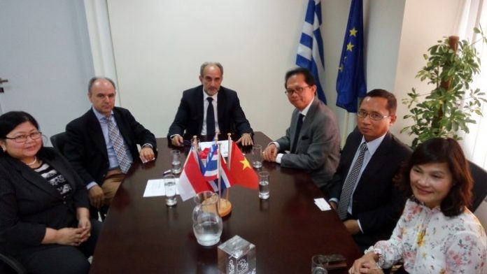 Αγροδιατροφή και αλιεία στην ατζέντα συνεργασίας Περ. Δυτικής Ελλάδας - ΑSΕΑΝ Αγροδιατροφή και αλιεία στην ατζέντα συνεργασίας Περ. Δυτικής Ελλάδας - ΑSΕΑΝ
